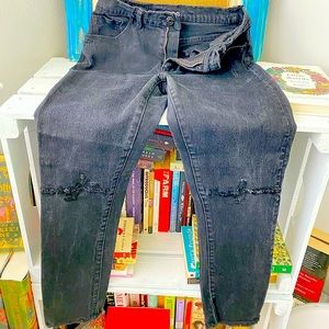 Black distressed BDG Jeans (28w 27L)